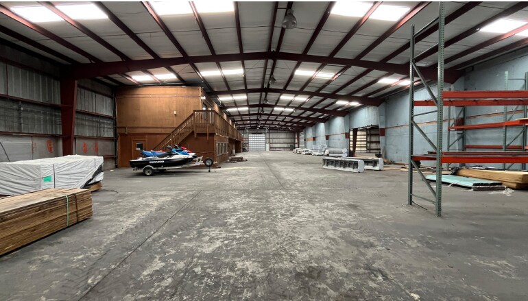 5445 Williamsburg Dr, Punta Gorda, FL à vendre - Photo intérieure – Image 2 sur 3