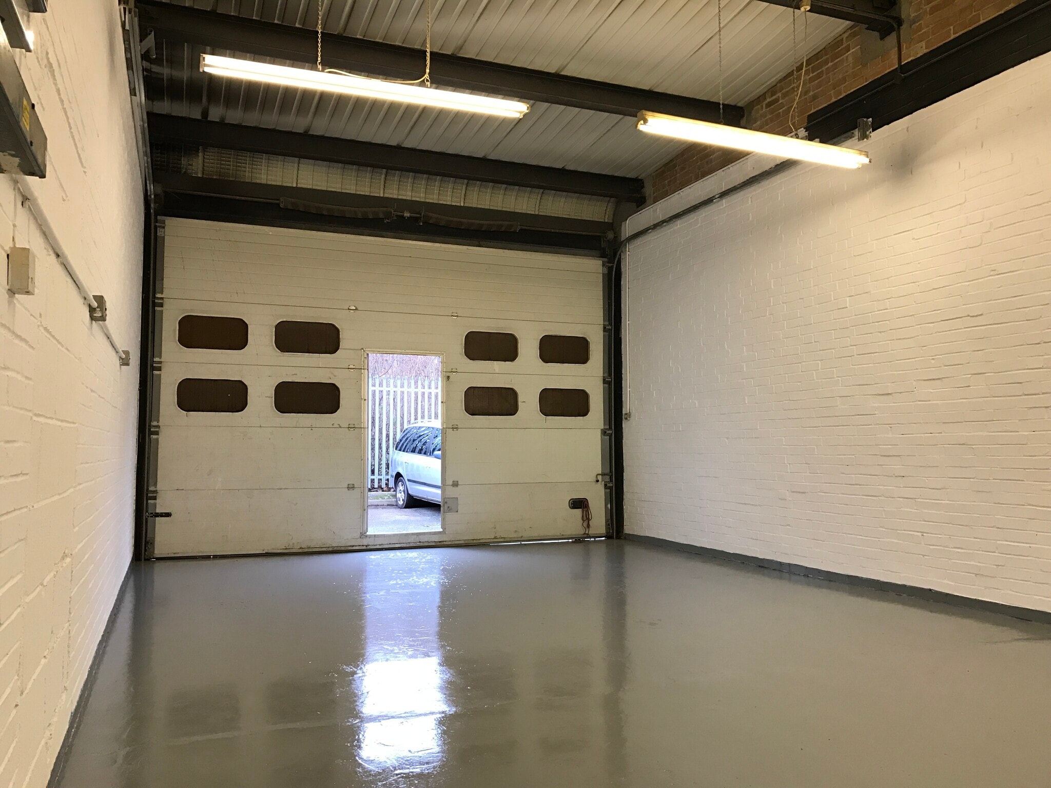 119-121 Nathan Way, Londres à louer Photo intérieure– Image 1 sur 2