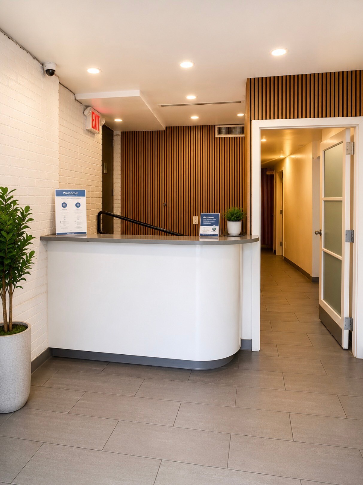 10-11 49th Ave, Long Island City, NY à louer Photo intérieure– Image 1 sur 8