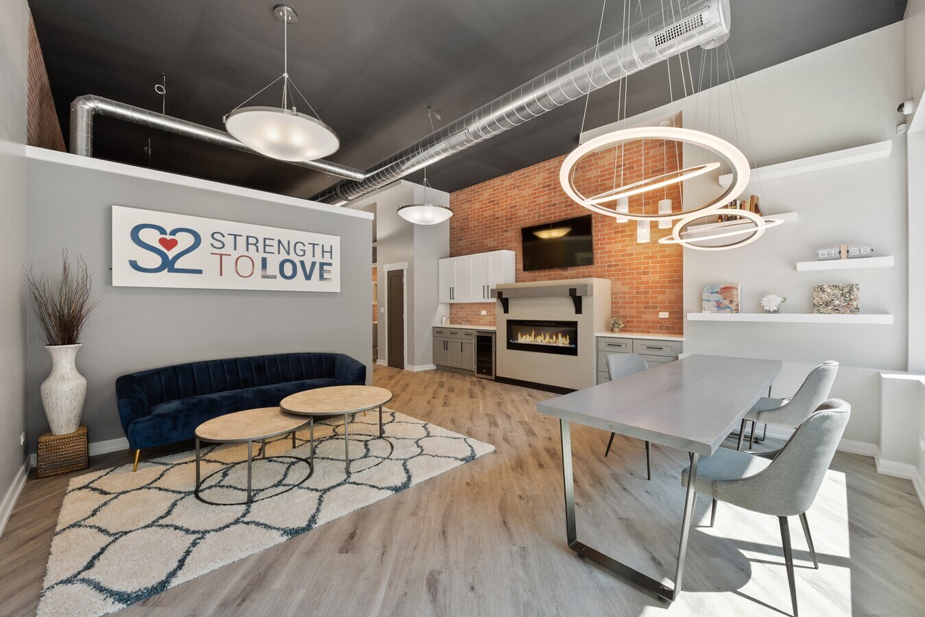 2136 W Belmont Ave, Chicago, IL 60618 - Lot 1 - - Photo intérieure - Image 1 of 12