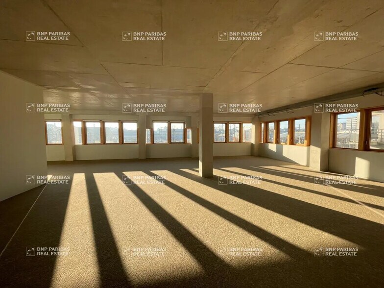Bureau dans Rennes à louer - Photo de l’immeuble – Image 3 sur 15