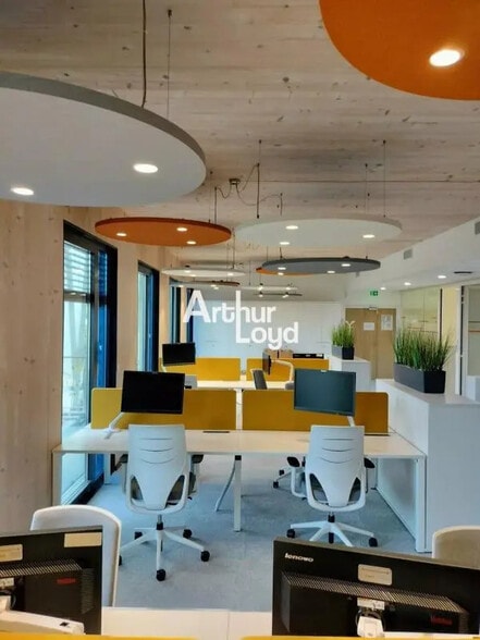 Bureau dans Nice à louer - Photo de l’immeuble – Image 2 sur 10