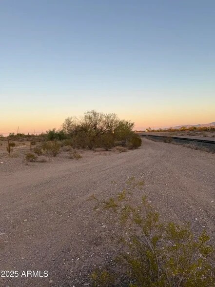2650X W Gates Rd, Morristown, AZ à vendre - Photo de l’immeuble – Image 3 sur 4