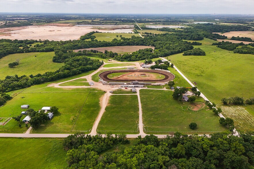 1663 Georgia Rd, Humboldt, KS à vendre - Photo de l’immeuble – Image 3 sur 171