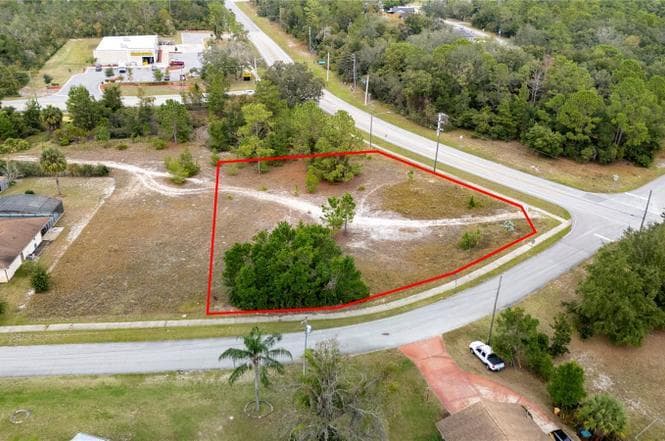 2990 Parma Dr, Deltona, FL à vendre - Photo principale – Image 1 sur 13