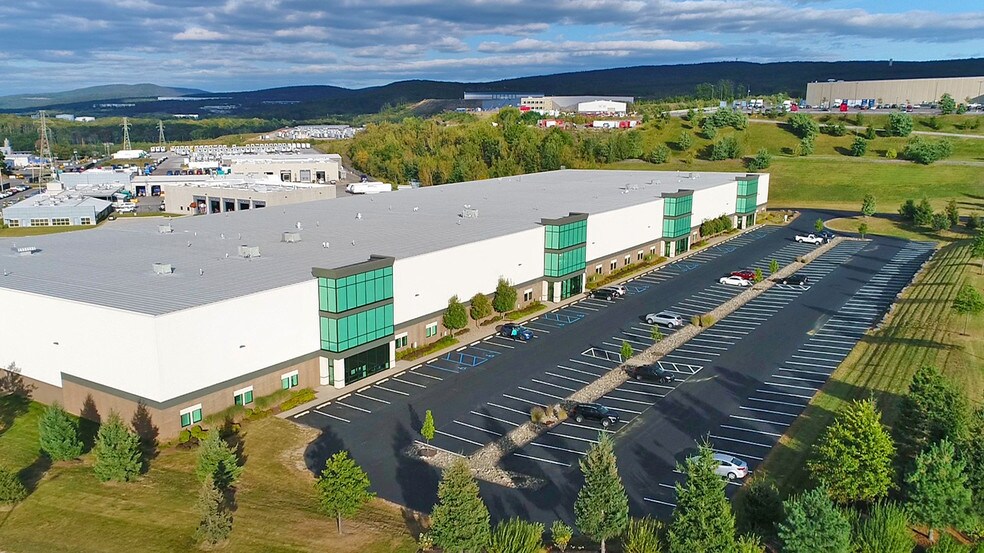 124 Centerpoint Blvd, Jenkins, PA à louer - Photo de l’immeuble – Image 3 sur 6