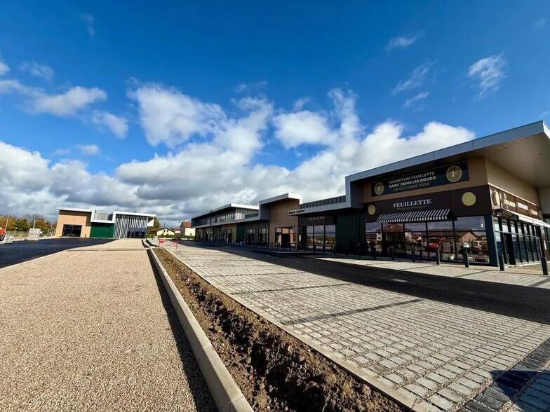Local d’activités dans Saint-Denis-lès-Bourg à louer - Photo de l’immeuble – Image 3 sur 5