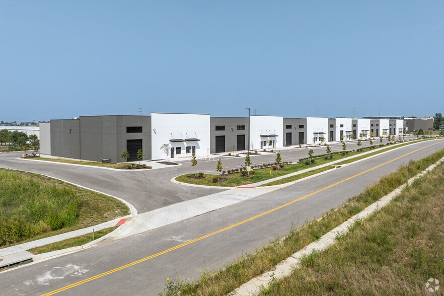 600 Maguire Boulevard, Lee's Summit, MO à louer - Photo de l’immeuble – Image 3 sur 5