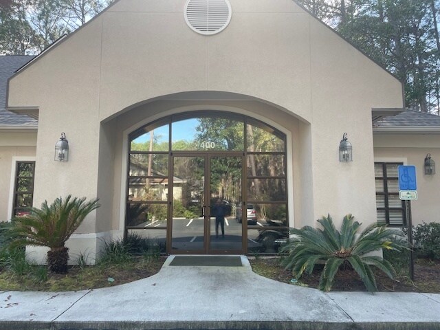 70 N Main St, Hilton Head Island, SC à louer - Photo de l’immeuble – Image 2 sur 12