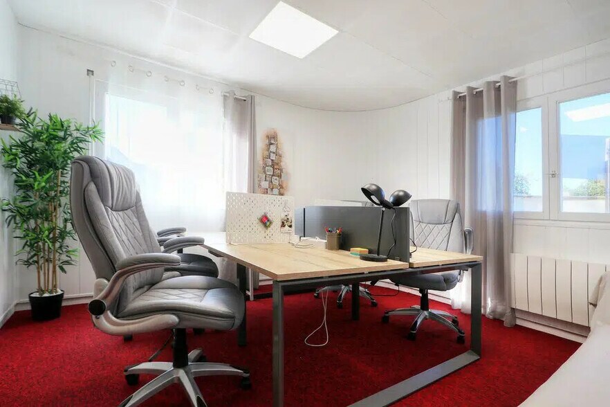 Bureau dans Reims à louer - Photo de l’immeuble – Image 2 sur 6