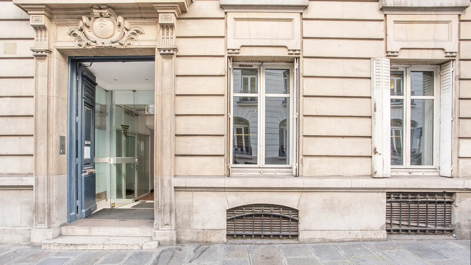 Bureau dans Paris à louer Photo de l’immeuble– Image 1 sur 20