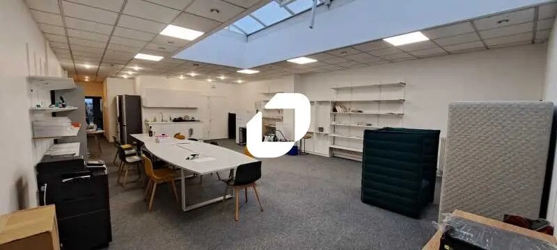 Bureau dans Noisy-le-Sec à louer - Photo de l’immeuble – Image 1 sur 7