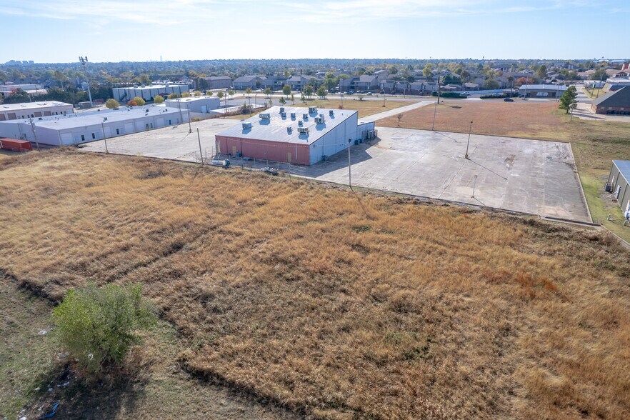 6825 W Wilshire Blvd, Oklahoma City, OK à vendre - Photo de l’immeuble – Image 3 sur 54