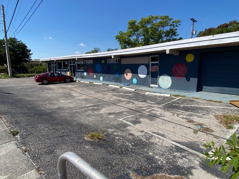 4231 N Dixie Hwy, Oakland Park, FL à vendre - Photo de l’immeuble – Image 2 sur 5
