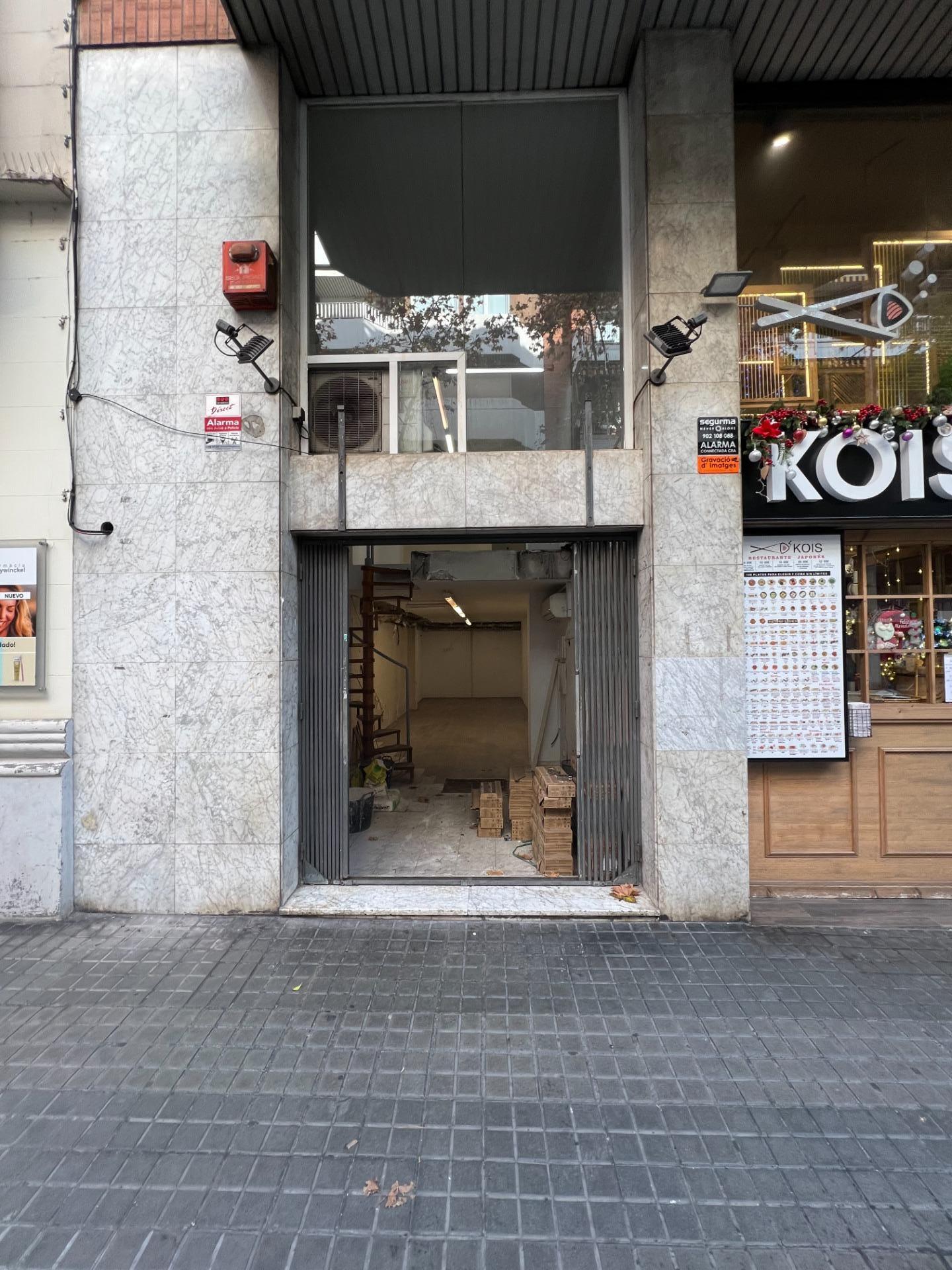 Local commercial dans Barcelone, Barcelona à louer Photo intérieure– Image 1 sur 11