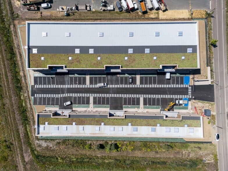 Zac de la Sablonnière, Oissel à vendre - Photo principale – Image 1 sur 7