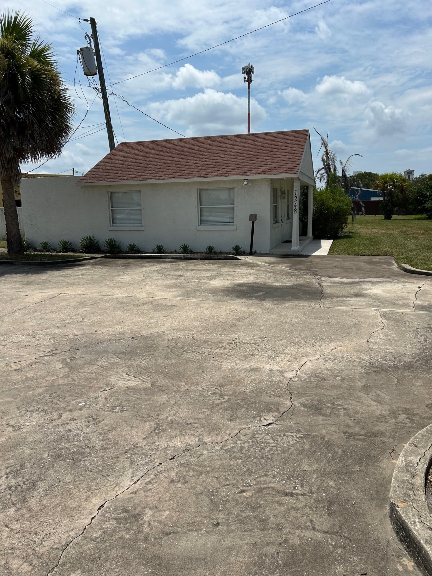 1250 S Harbor City Blvd, Melbourne, FL à vendre Photo intérieure– Image 1 sur 9