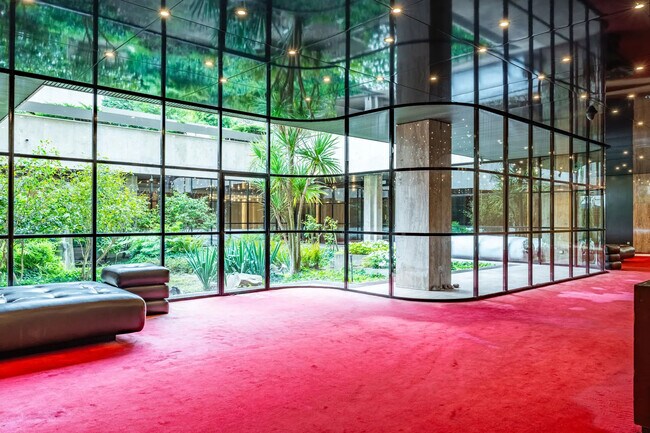 Plus de détails pour Bureau à vendre