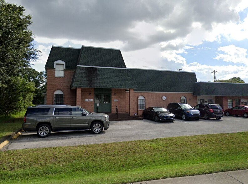 7714 Massachusetts Ave, New Port Richey, FL à louer - Photo de l’immeuble – Image 2 sur 12