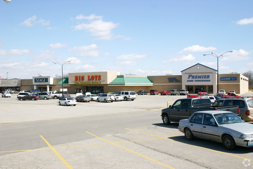 1307 Southern Hills Ctr, West Plains, MO à louer - Photo principale – Image 1 sur 8