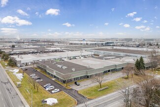 Plus de détails pour 5776-5782 Blvd Thimens, Montréal, QC - Industriel/Logistique à louer