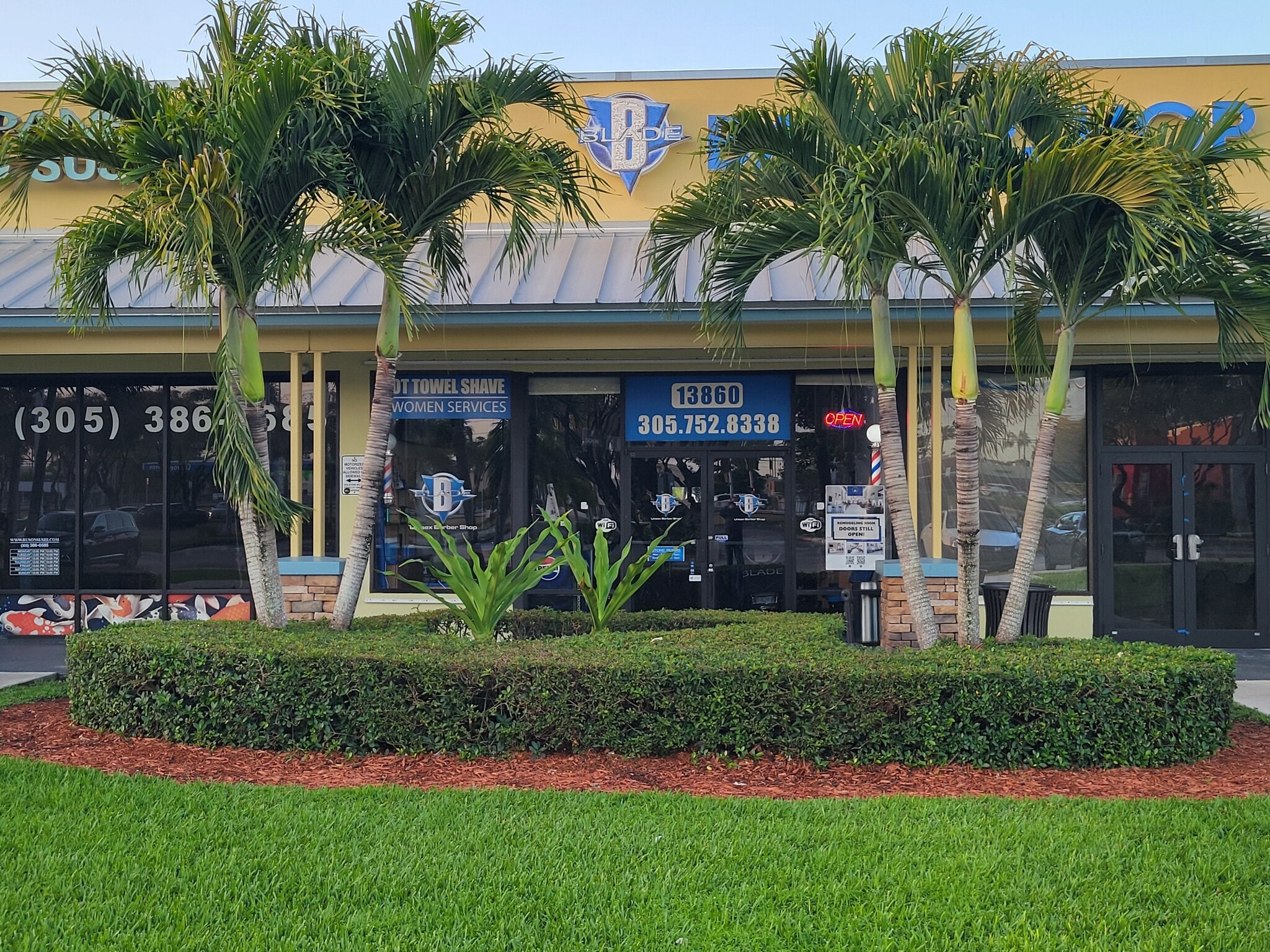 13800-13880 SW 88th St, Miami, FL à louer Photo de l’immeuble– Image 1 sur 1