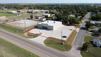 Plus de détails pour 806 N Iliff St, Medicine Lodge, KS - Local commercial à louer