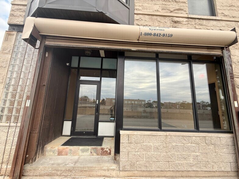 5707-5709 S Wentworth Ave, Chicago, IL à louer - Photo de l’immeuble – Image 2 sur 19