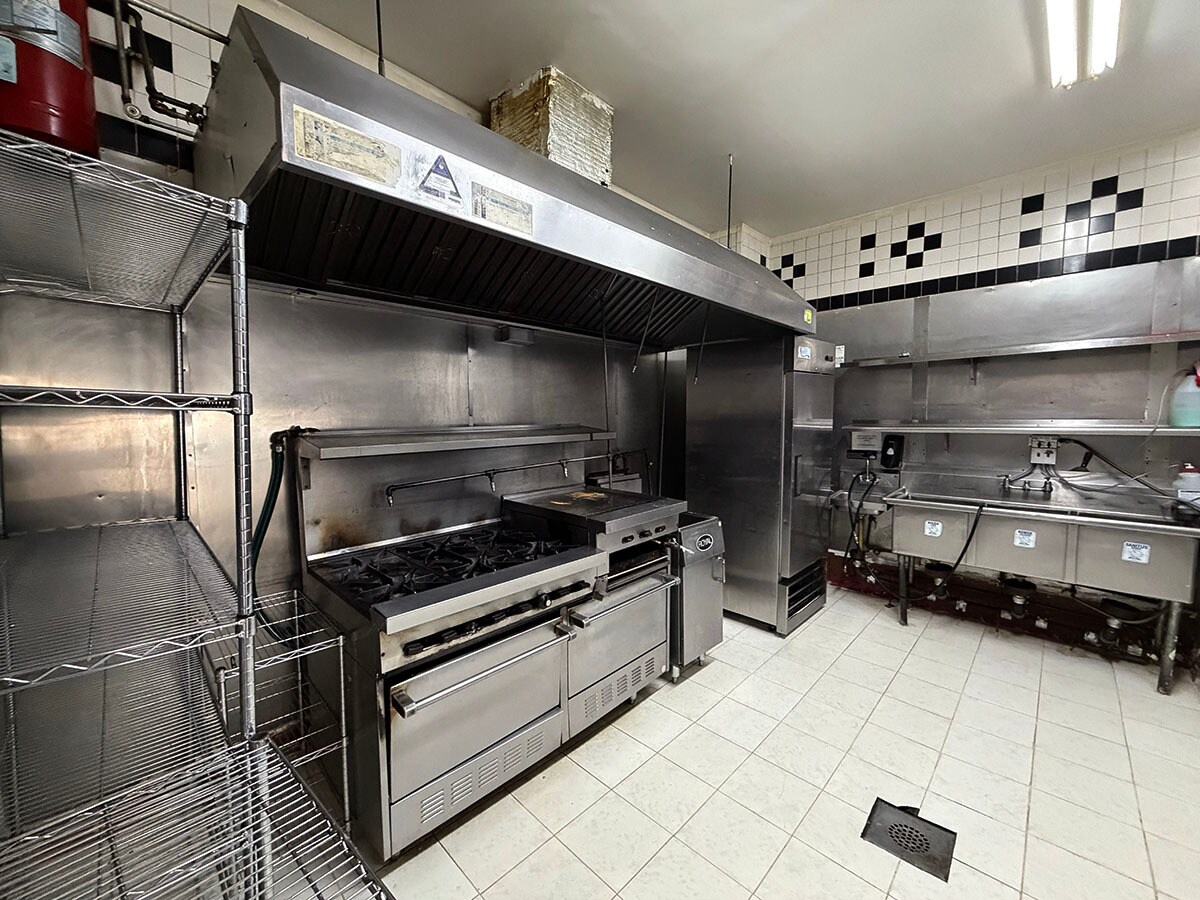 340 Franklin Ave, Brooklyn, NY à louer Photo principale– Image 1 sur 16