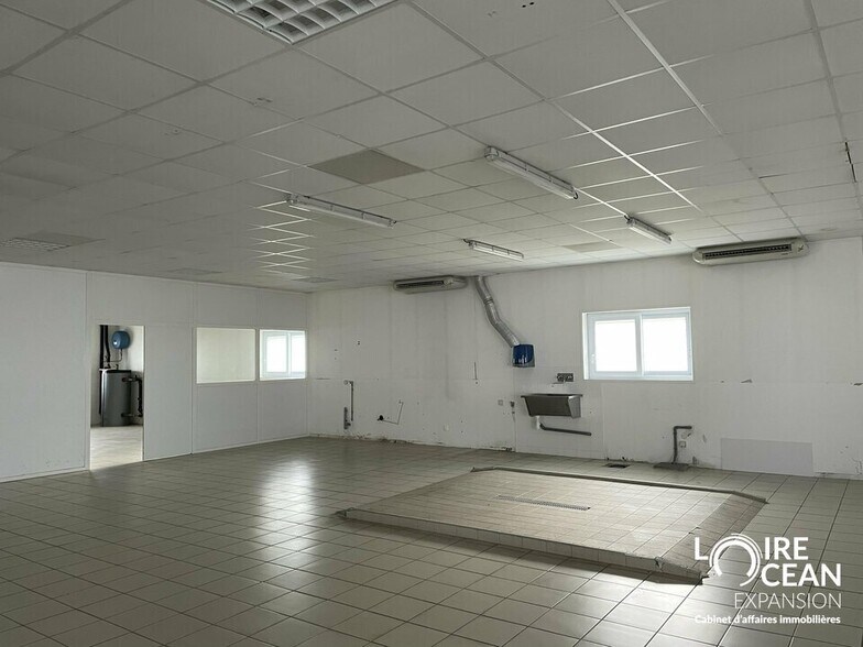 Local commercial dans Vallet à louer - Photo intérieure – Image 2 sur 6