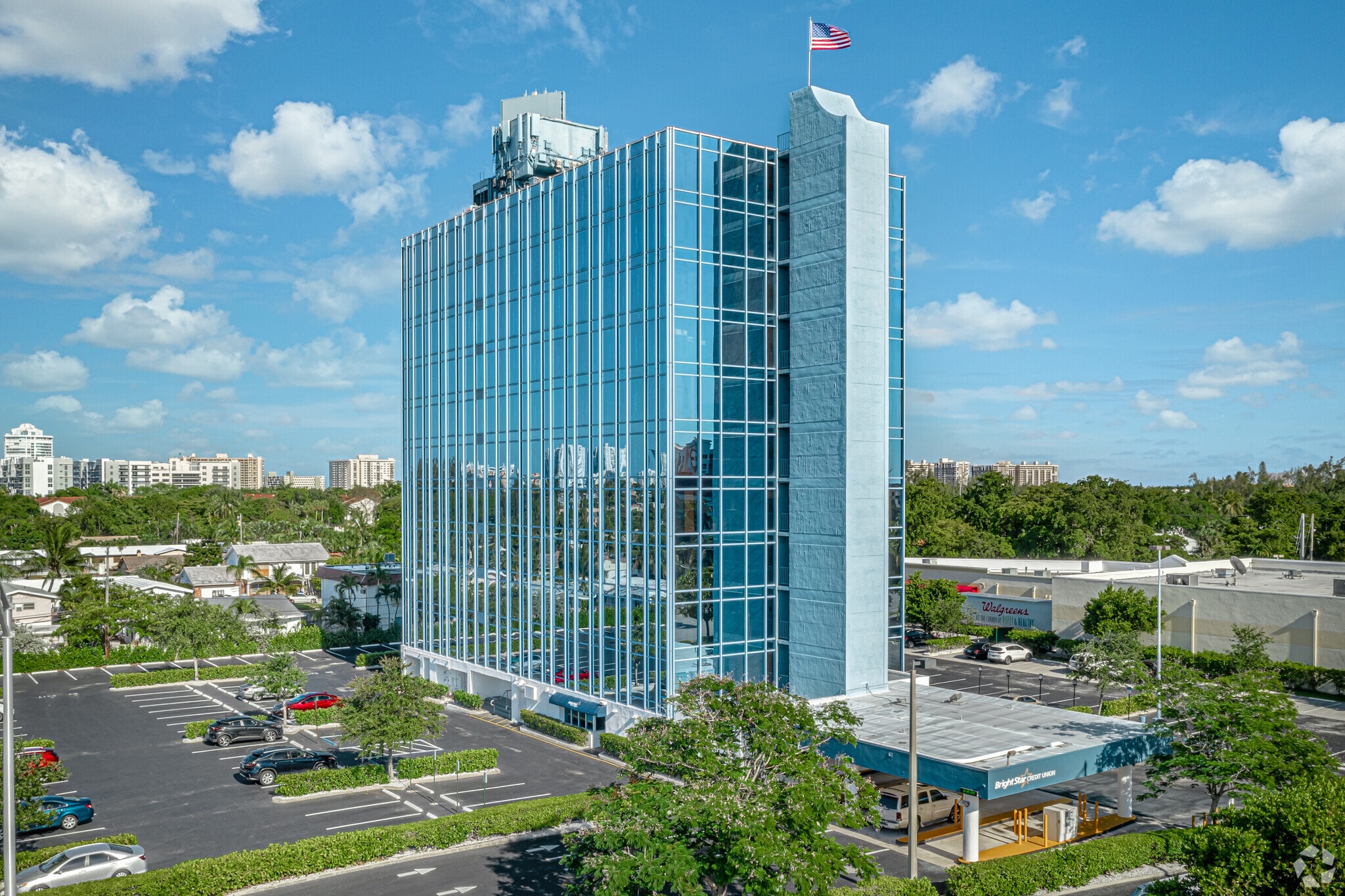 1600 S Federal Hwy, Pompano Beach, FL à louer Photo de l’immeuble– Image 1 sur 2