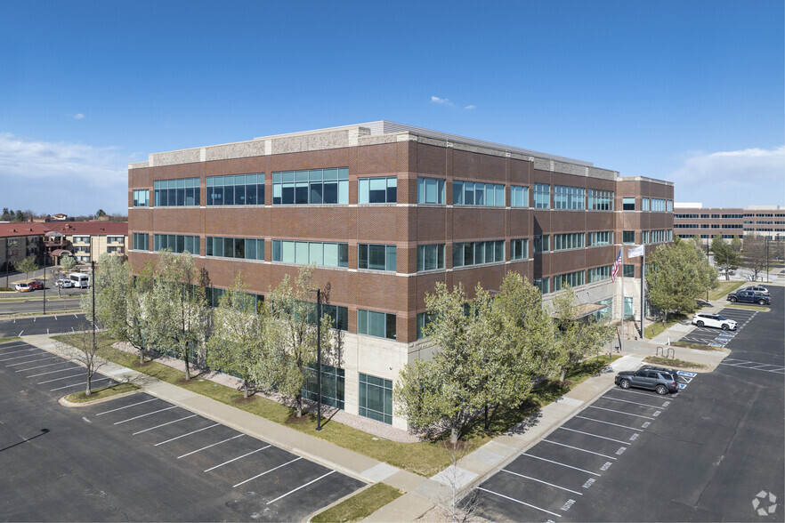 7351 Lowry Blvd, Denver, CO à louer - Photo de l’immeuble – Image 1 sur 12