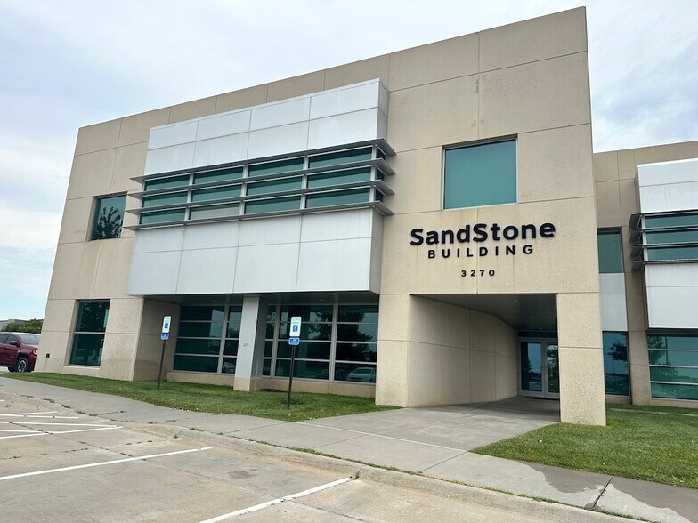 3270 Folkways Blvd, Lincoln, NE à vendre - Photo de l’immeuble – Image 2 sur 16