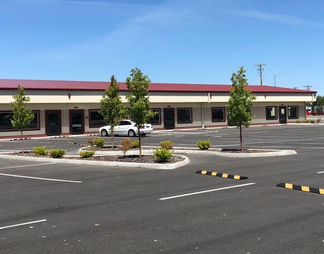 585 Stevens Dr, Richland, WA à louer - Photo de l’immeuble – Image 2 sur 5