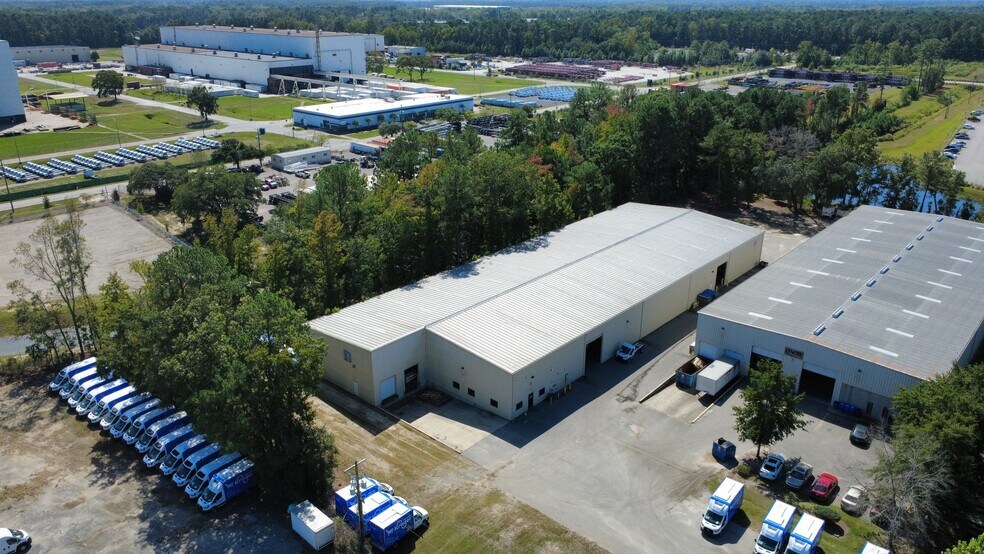 3241 Benchmark Dr, Ladson, SC à vendre - Photo de l’immeuble – Image 3 sur 6