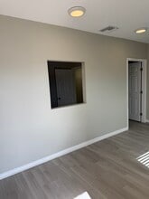 8229 Sr-52, Port Richey, FL à louer Photo intérieure– Image 1 sur 7