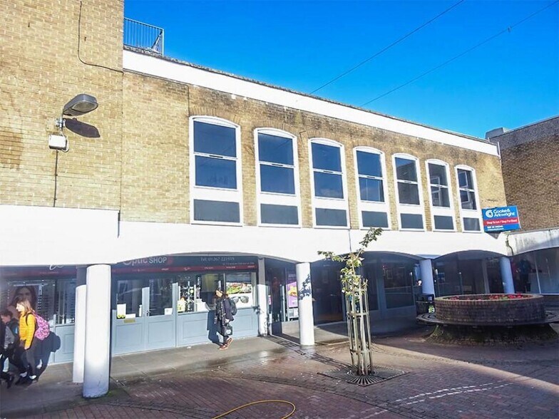 1-3 Red St, Carmarthen à louer - Photo de l’immeuble – Image 3 sur 6