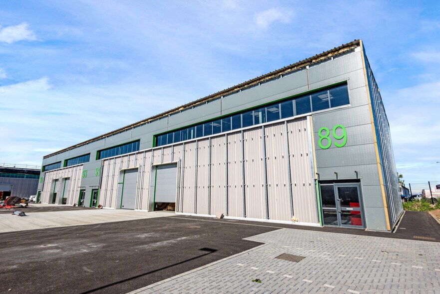 89-95 Bankhead Av, Edinburgh à louer - Photo de l’immeuble – Image 2 sur 5