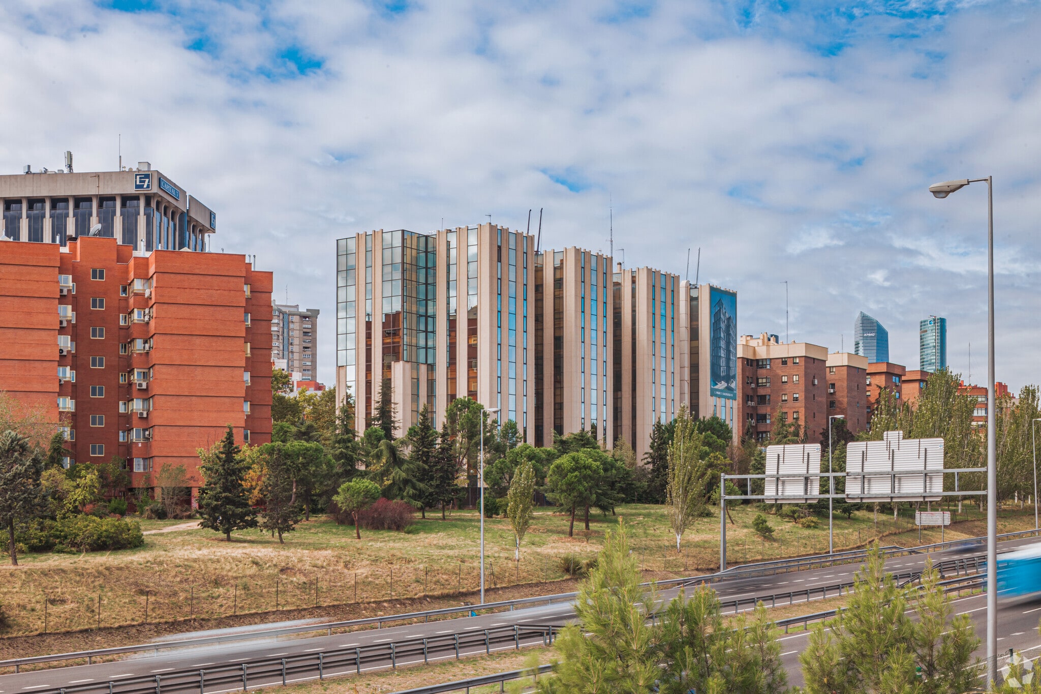 Calle de Caleruega, 81, Madrid, Madrid à louer Photo principale– Image 1 sur 9