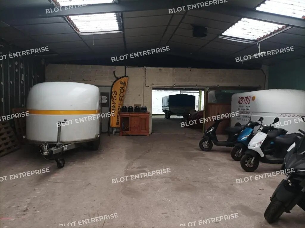 Local d'activités dans Lamballe-Armor à vendre Photo intérieure– Image 1 sur 5