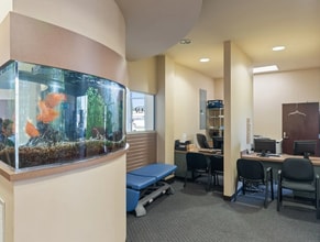 504 E Lewis and Clark Pky, Clarksville, IN à vendre Photo intérieure– Image 2 sur 3