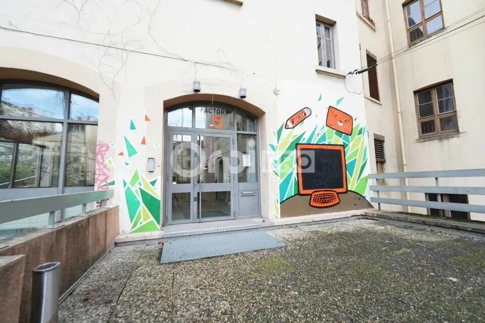 Bureau dans Lyon à louer Photo de l’immeuble– Image 1 sur 11