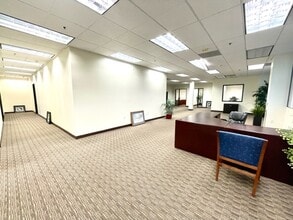 8599 Haven Ave, Rancho Cucamonga, CA à louer Photo intérieure– Image 2 sur 23