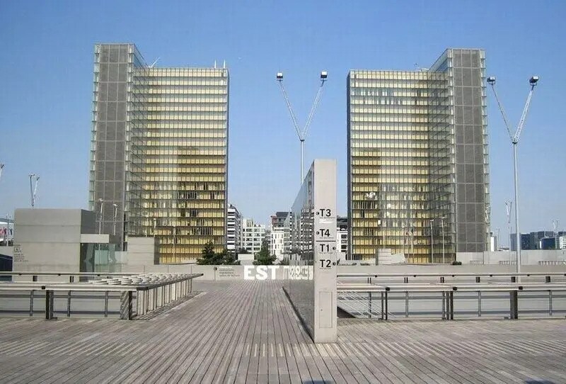 Local commercial dans Paris à louer Photo de l’immeuble– Image 1 sur 5