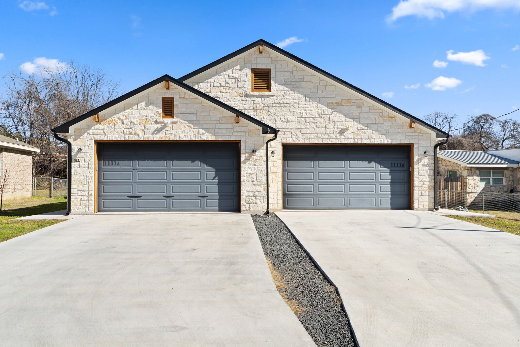1111 Cedar Dr, Marble Falls, TX à vendre Photo de l’immeuble– Image 1 sur 38