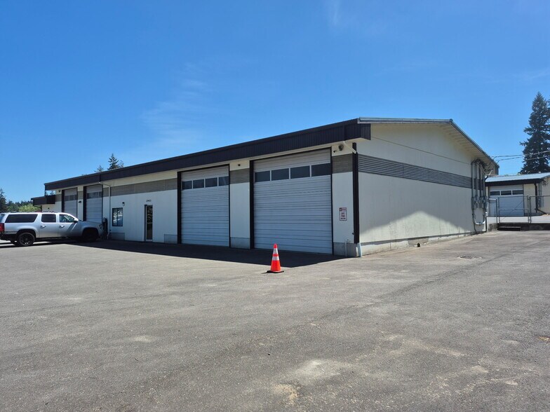 23403 Mountain Hwy, Spanaway, WA à louer - Photo de l’immeuble – Image 3 sur 8