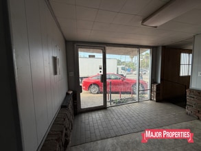 5570 Alhambra Ave, Los Angeles, CA à louer Photo intérieure– Image 2 sur 6