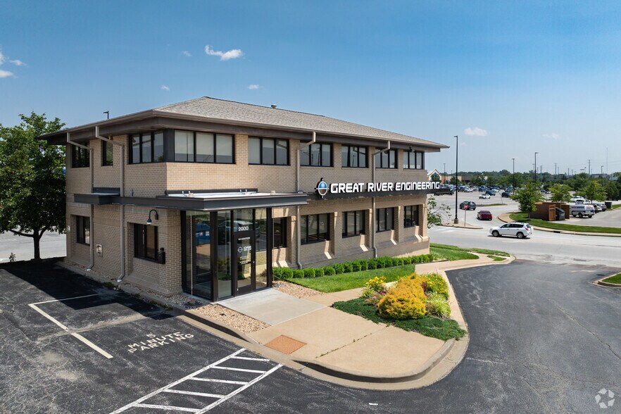 2000 S Hanley Rd, Saint Louis, MO à vendre - Photo principale – Image 2 sur 12