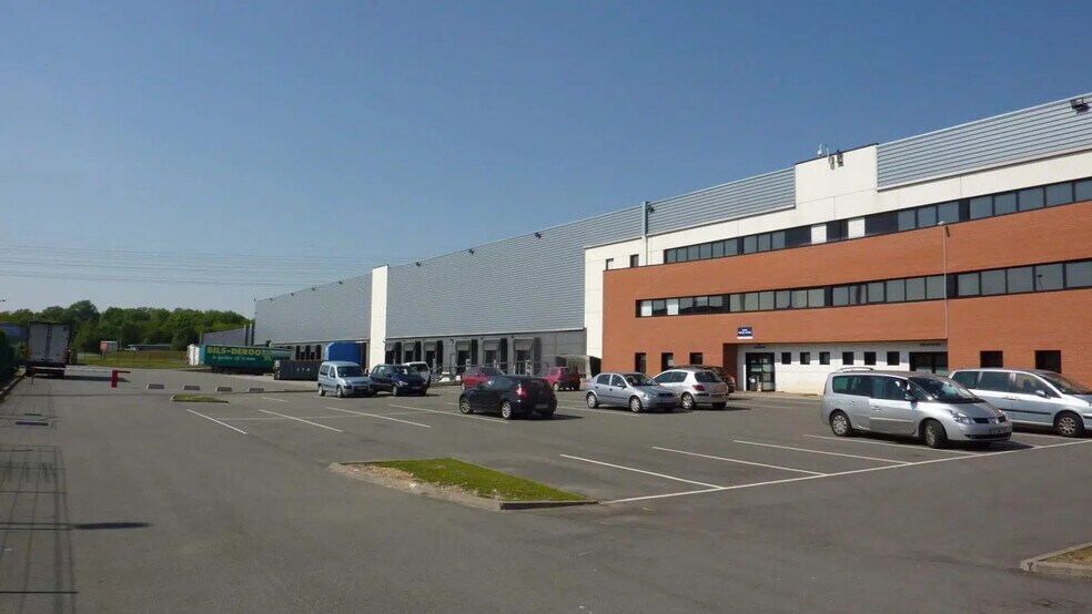 Industriel/Logistique dans Hénin-Beaumont à louer - Photo de l’immeuble – Image 1 sur 4