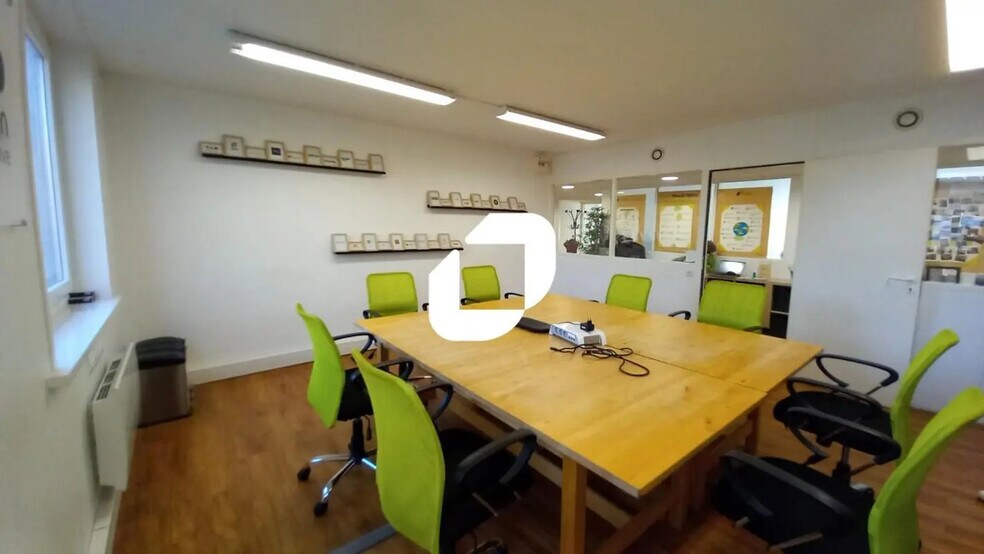 Bureau dans VILLENEUVE-D'ASCQ à louer - Photo de l’immeuble – Image 2 sur 12